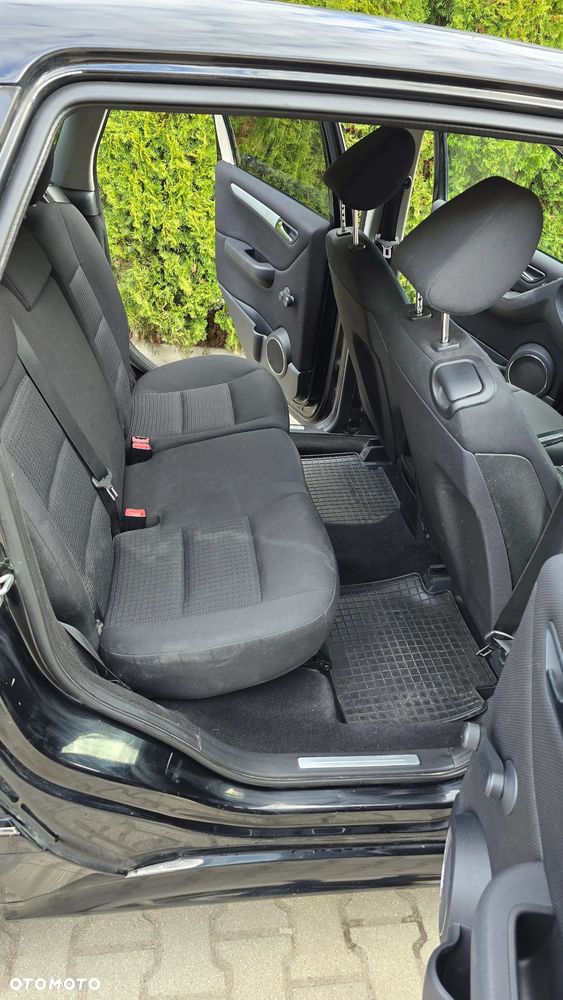 Mercedes-Benz Klasa B - 23