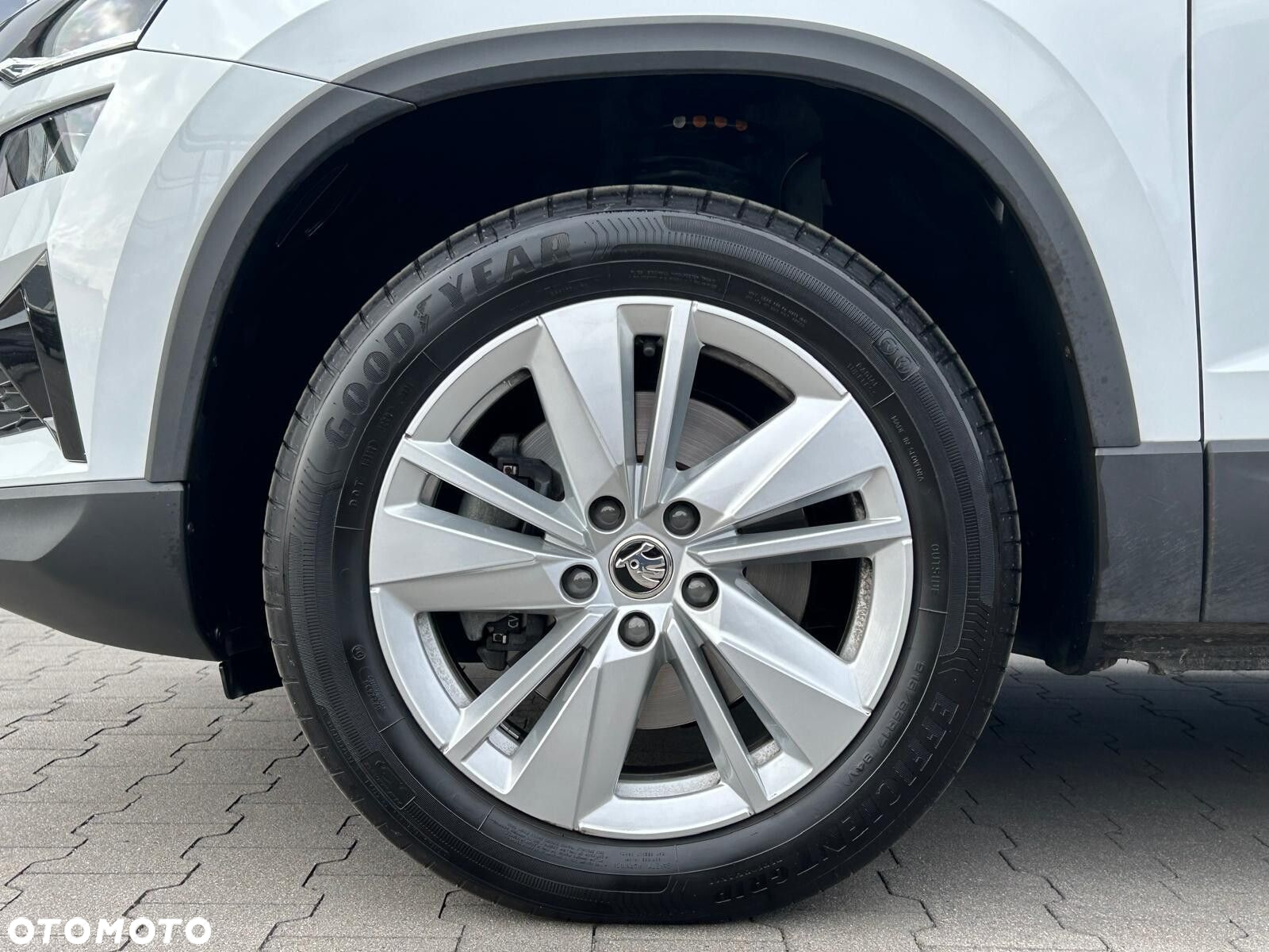 Skoda Karoq 1.5 TSI ACT Selection DSG - 37