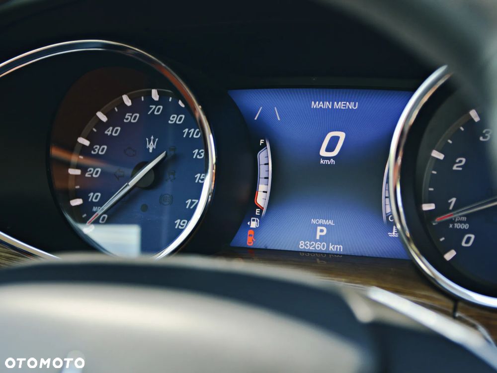Maserati Quattroporte - 15