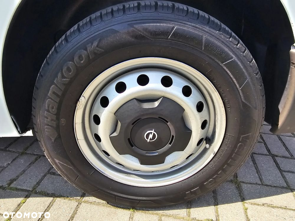 Opel Vivaro - 14