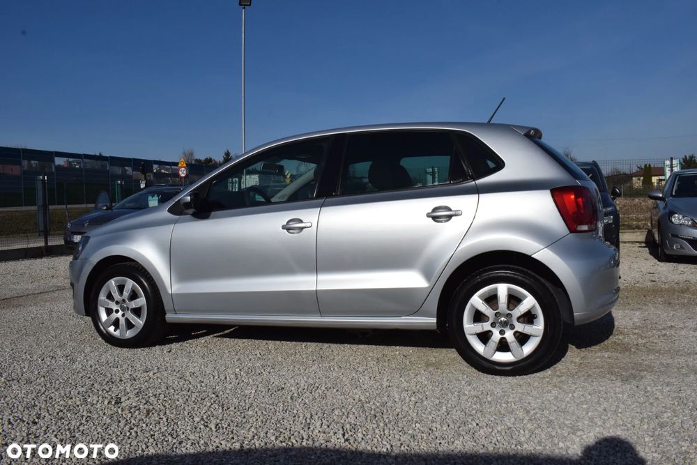 Volkswagen Polo - 8