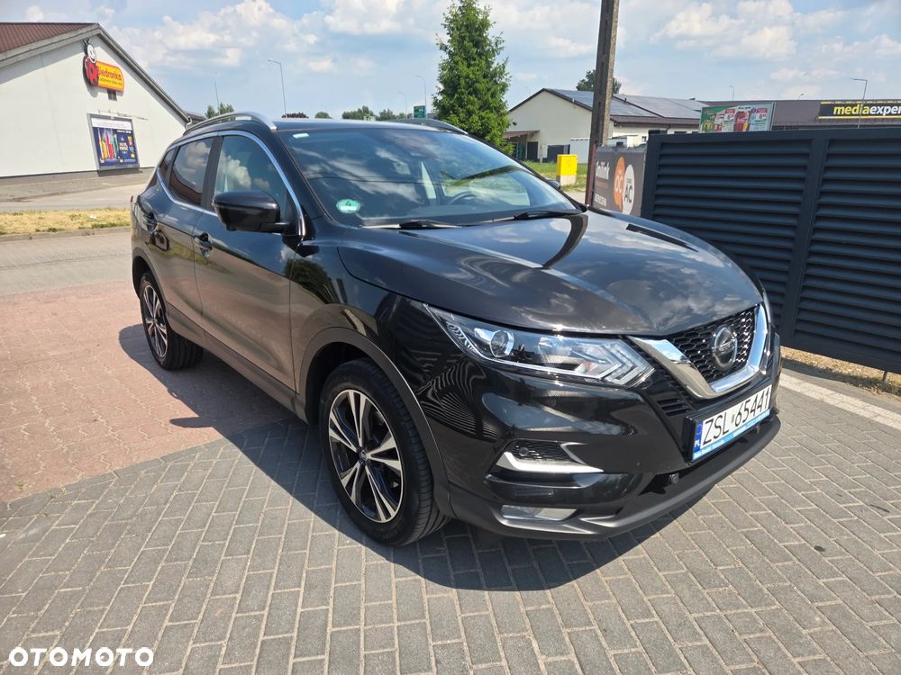 Nissan Qashqai 1.3 DIG-T AKARI - 17
