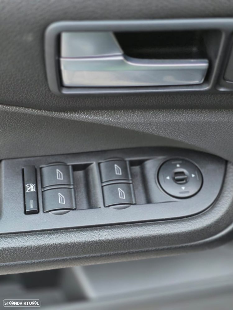 Ford Focus C-Max 1.6 TDCi Ghia - 5