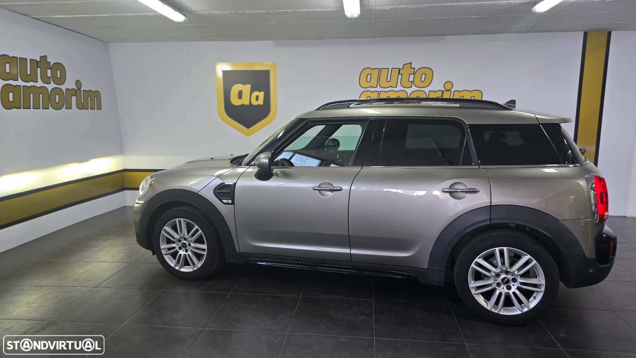 MINI Countryman One D Auto - 10