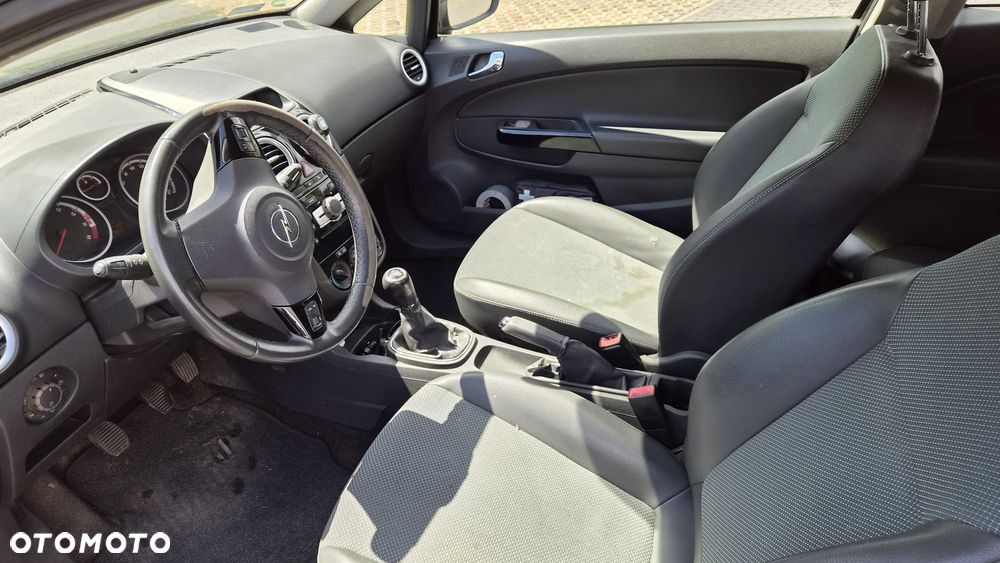 Opel Corsa - 13