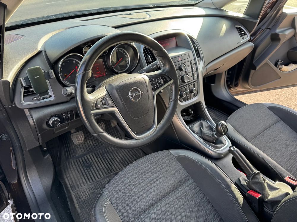 Opel Astra 1.6 Active - 11