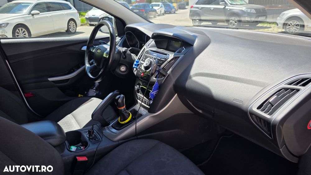 Ford Focus - 7