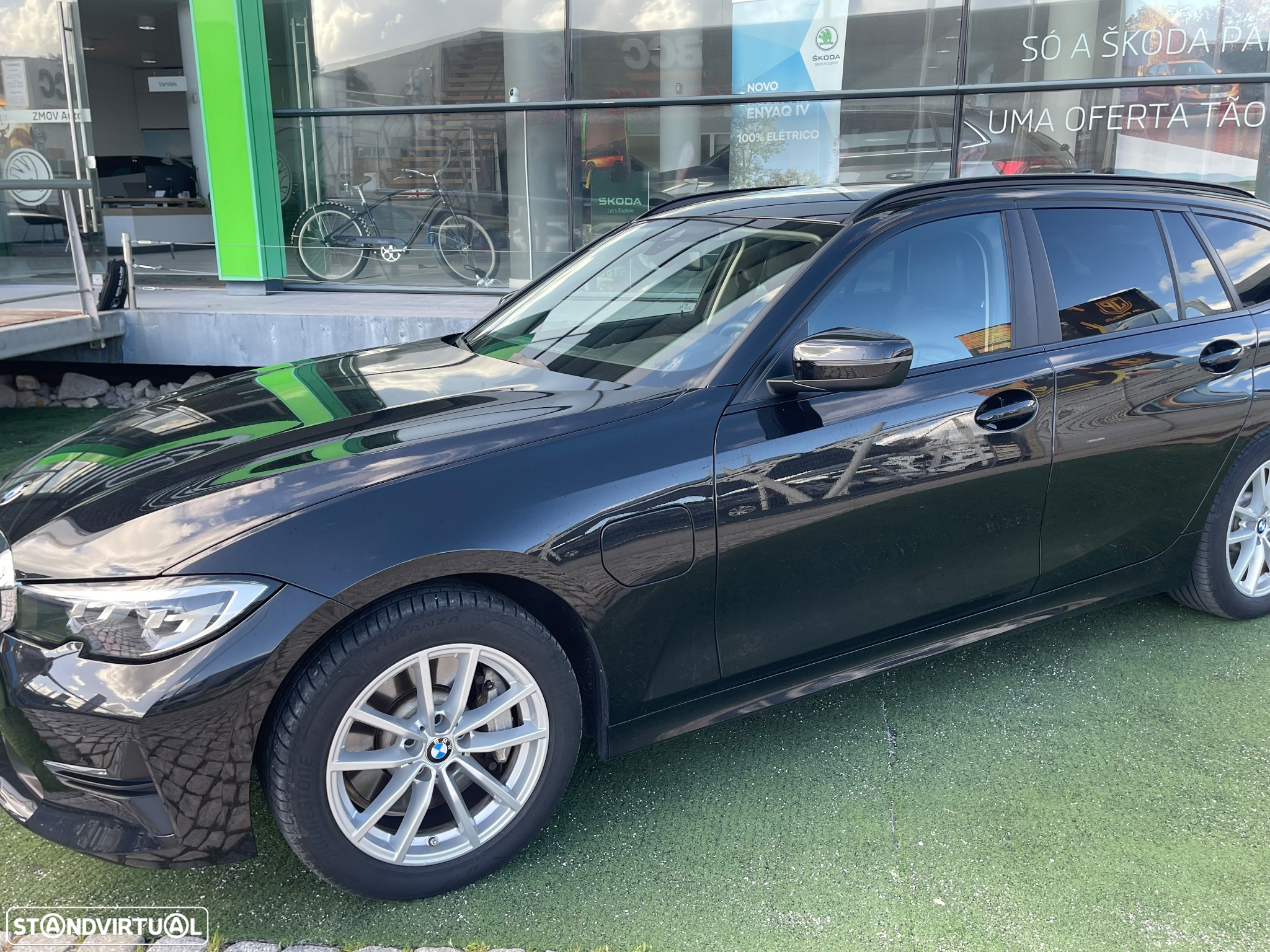 BMW 330 e Touring Line Sport Auto - 56