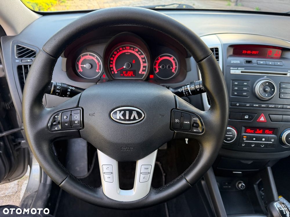 Kia Ceed 1.6 CRDi 90 ISG Spirit - 12