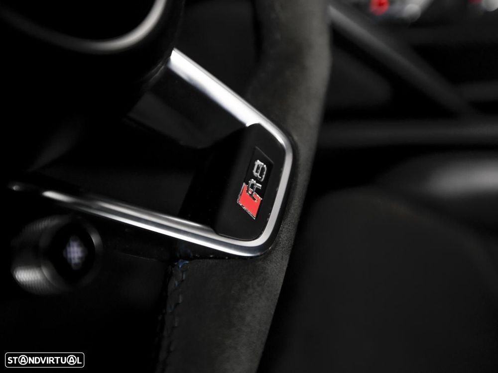 Audi R8 Spyder 5.2 FSi V10 S tronic Plus - 5