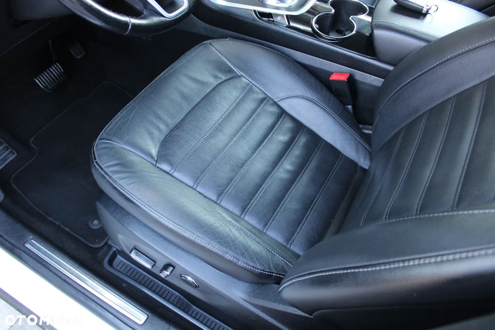 Ford Galaxy 2.0 EcoBlue Titanium - 28