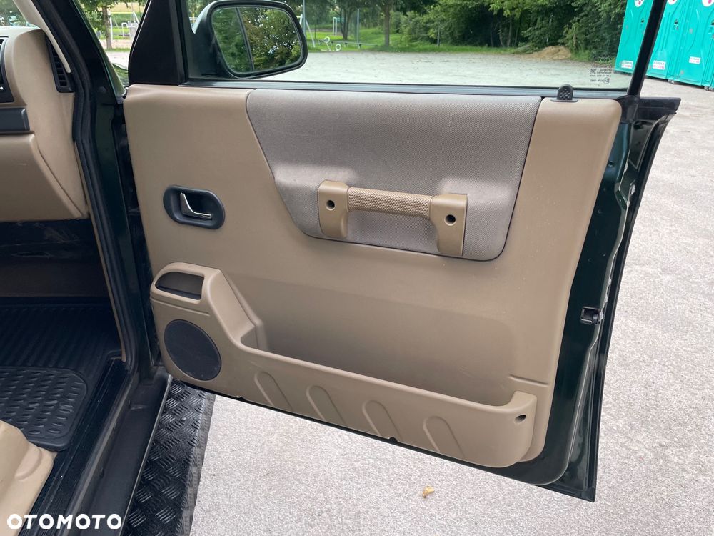 Land Rover Discovery - 27