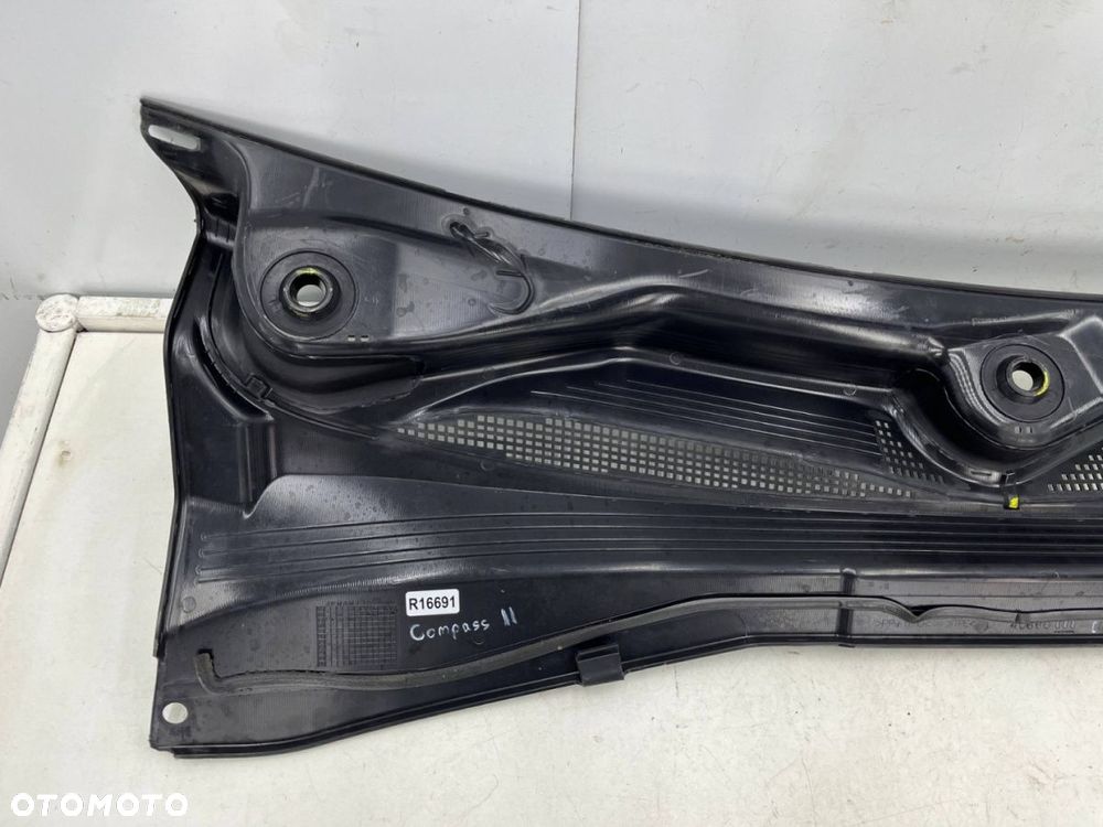 Podszybie Jeep Compass 2 II 16r.- górne Europa 5UT09TRMAB - 16