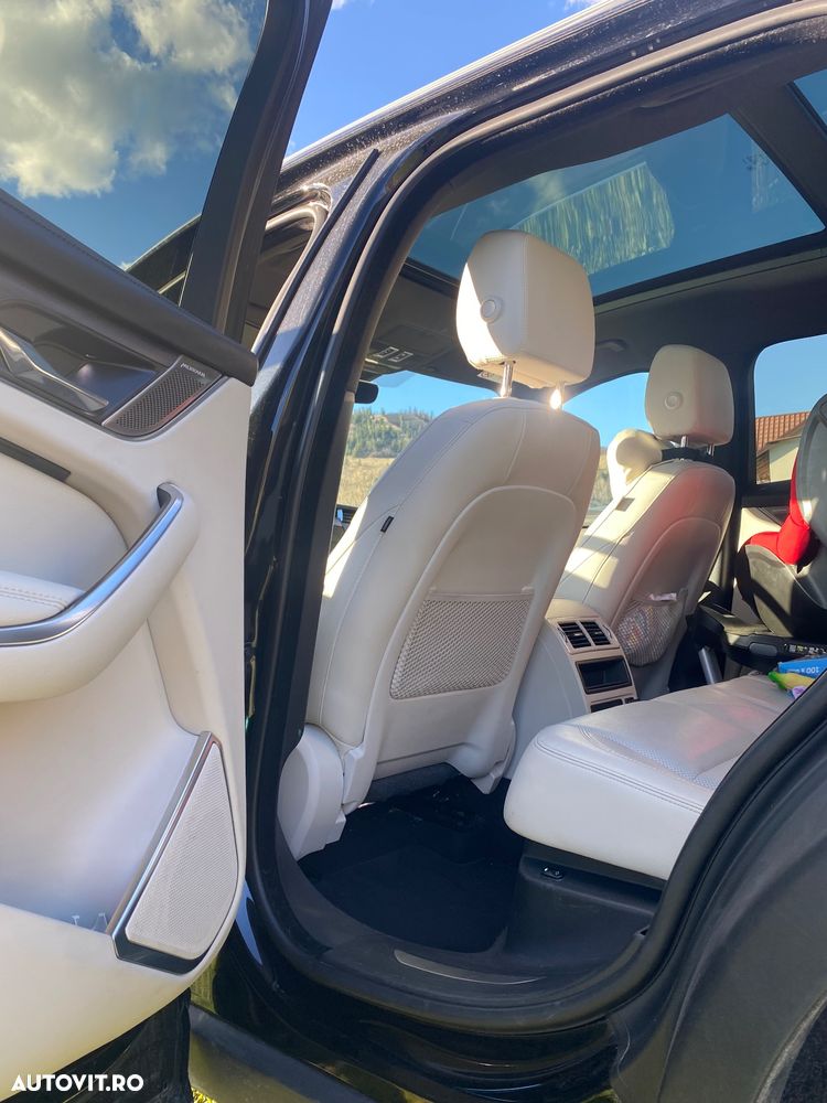 Jaguar F-Pace P250 AWD HSE - 6