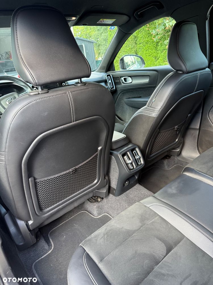 Volvo XC 40 B4 B AWD R-Design - 12
