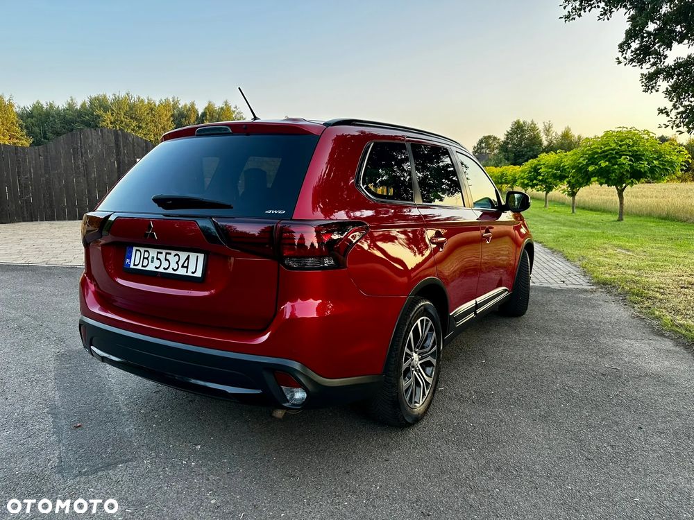 Mitsubishi Outlander 2.0 Intense + SDA 4WD CVT - 6