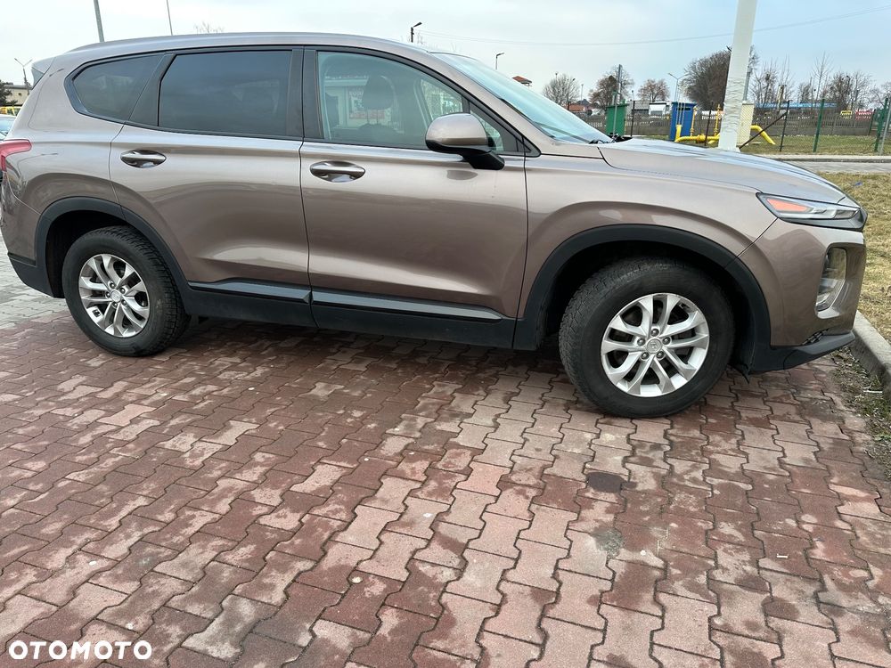 Hyundai Santa Fe - 3
