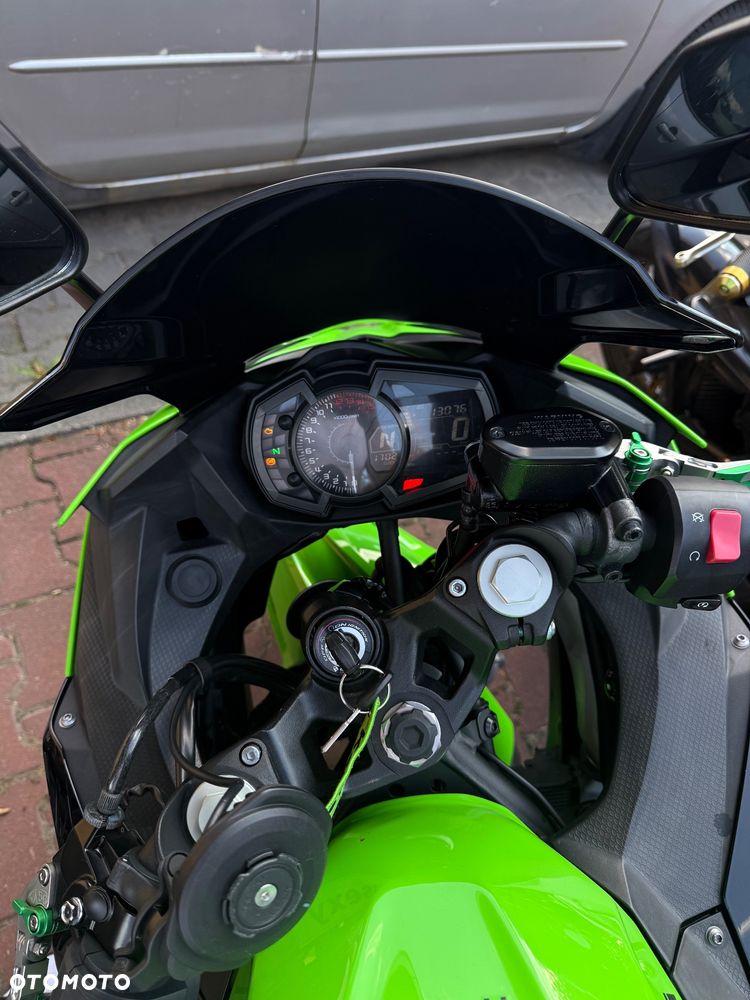 Kawasaki Ninja 400 - 10
