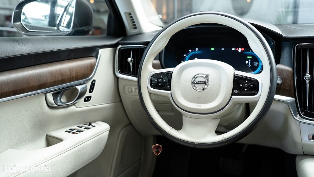Volvo V90 2.0 T6 PHEV Inscription AWD - 28