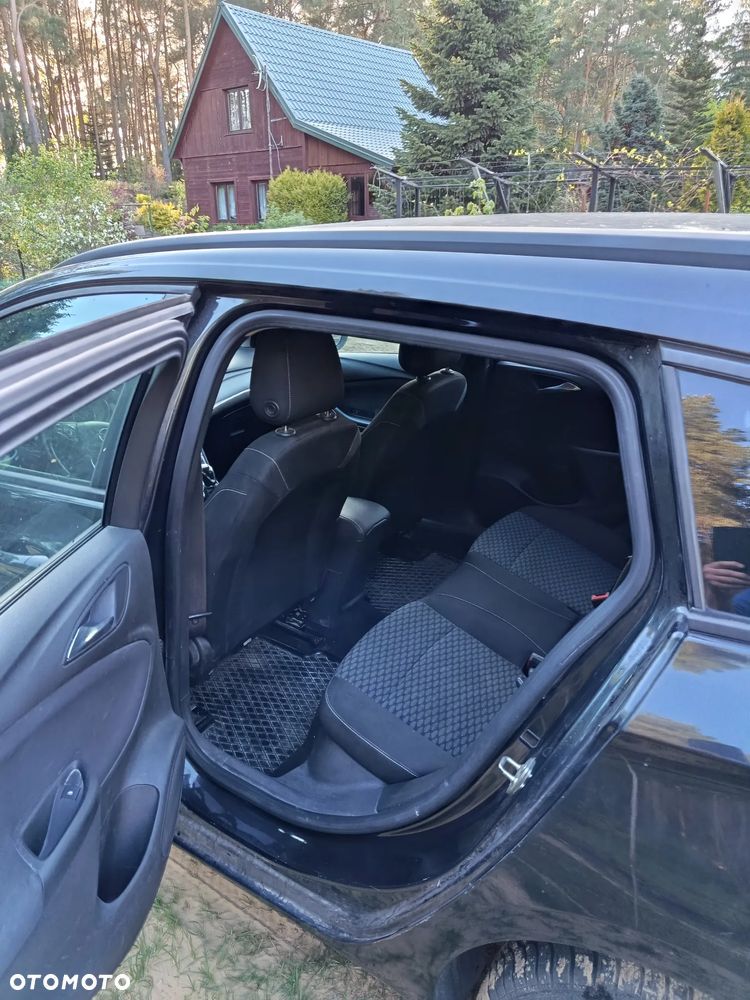 Opel Astra 1.6 CDTI Enjoy - 6