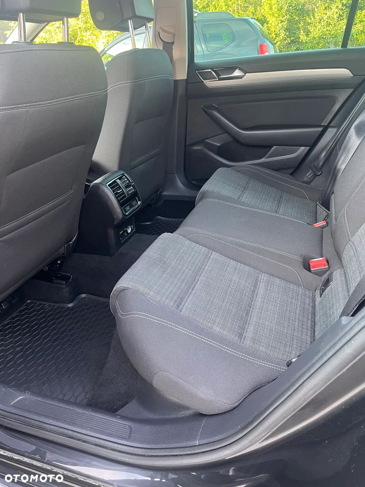 Volkswagen Passat 2.0 TSI Business DSG - 14