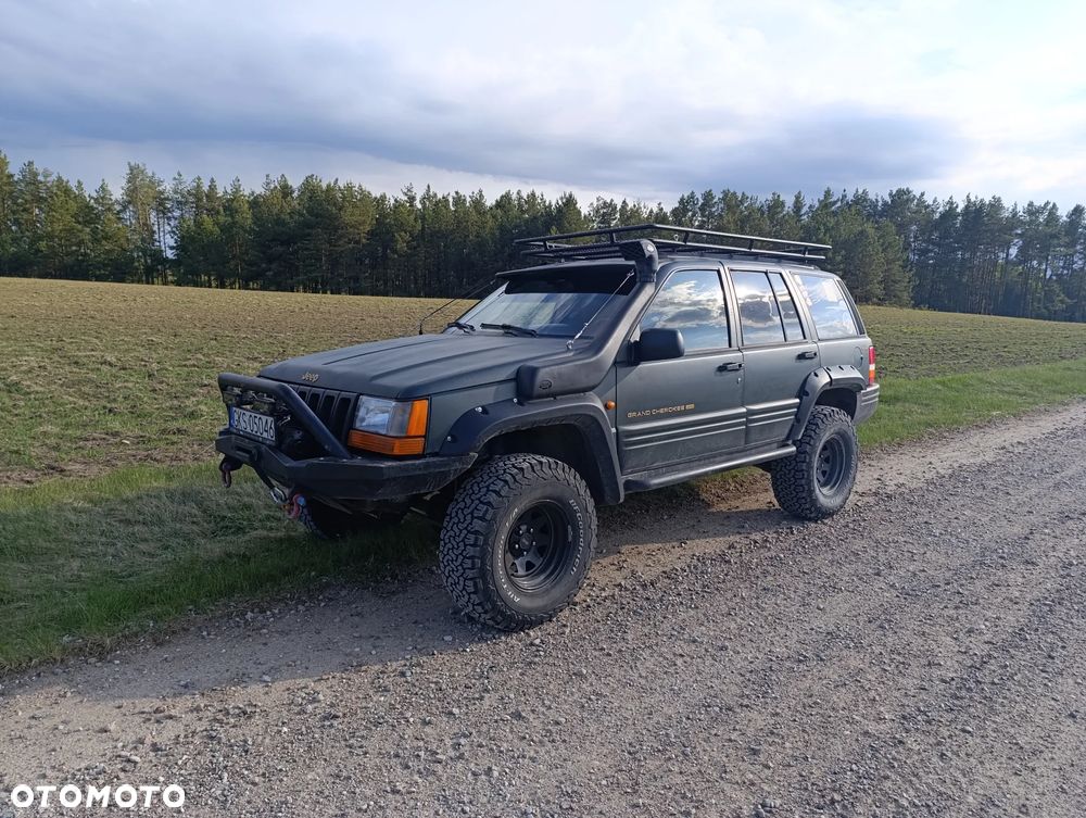 Jeep Grand Cherokee 4.0 Laredo - 3