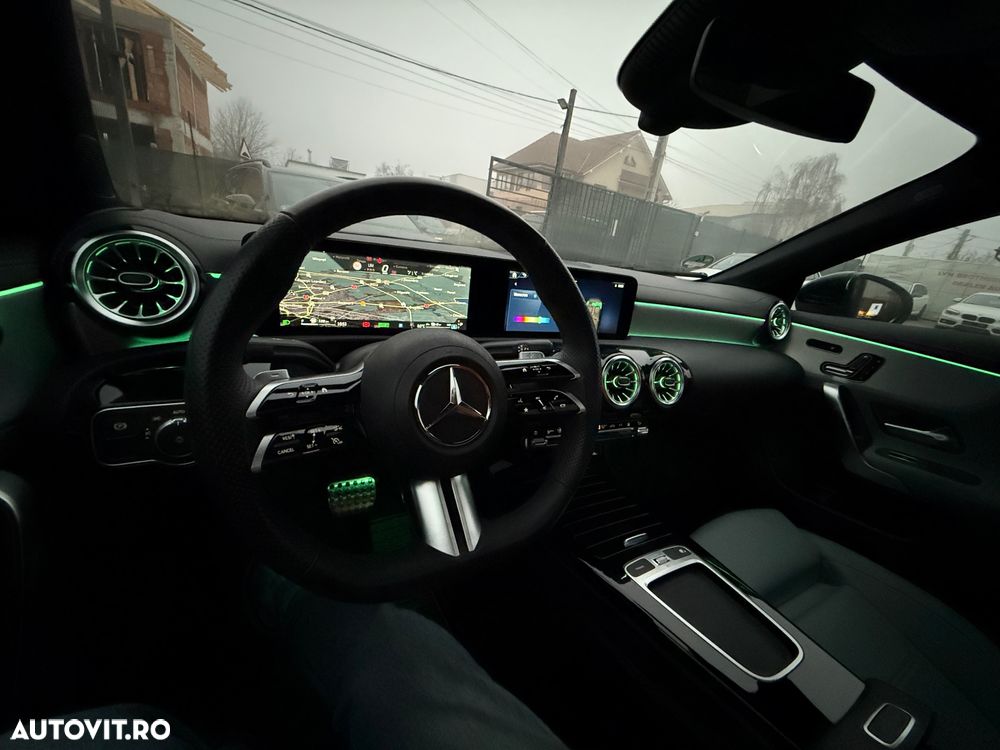 Mercedes-Benz CLA 250 e Shooting Brake 8G-DCT AMG Line - 25