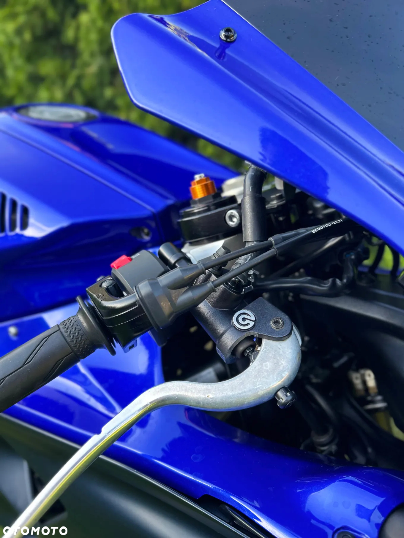 Yamaha R7 - 12