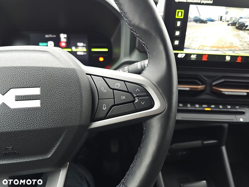 Dacia Duster 1.6 Full Hybrid 140 Extreme MMT - 34