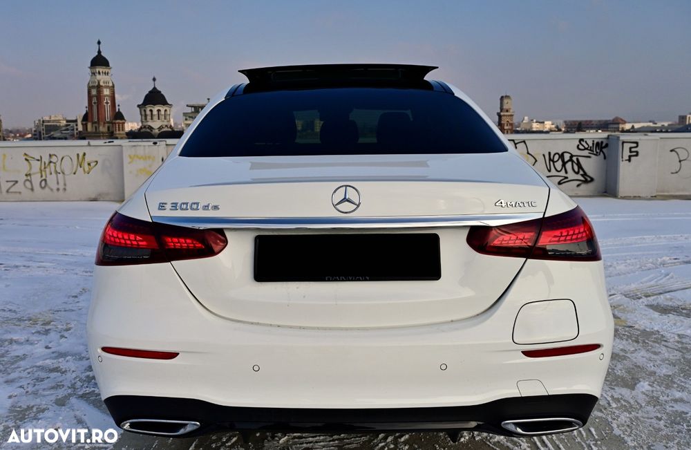 Mercedes-Benz E 300 4MATIC 9G-TRONIC AMG Line - 34