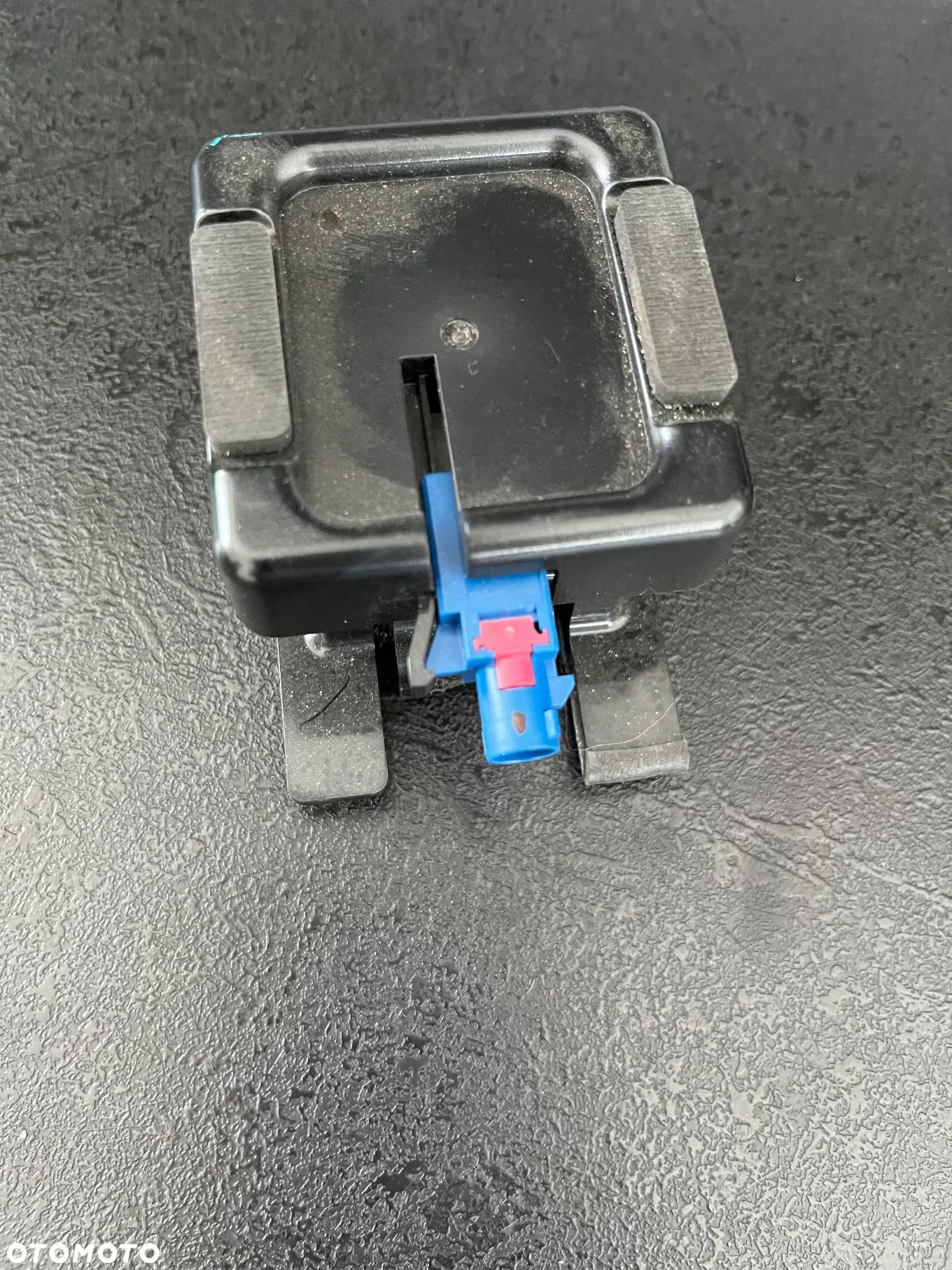 Ford Ranger Antena GPS EB3T19C175DA - 1
