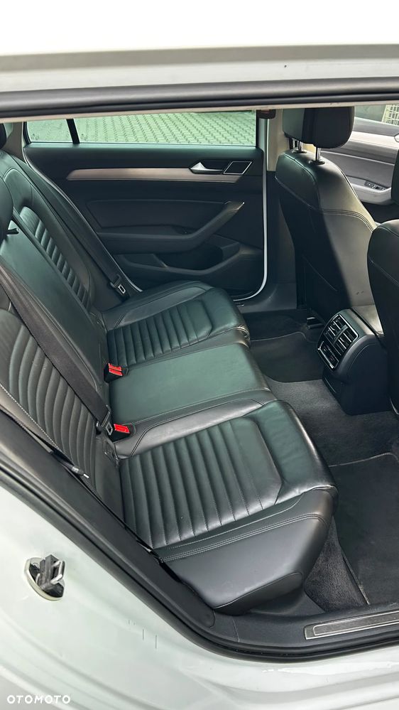 Volkswagen Passat 2.0 TDI BMT Highline DSG - 40