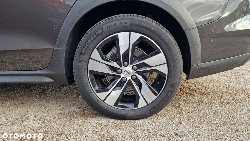 Volvo V60 Cross Country - 39