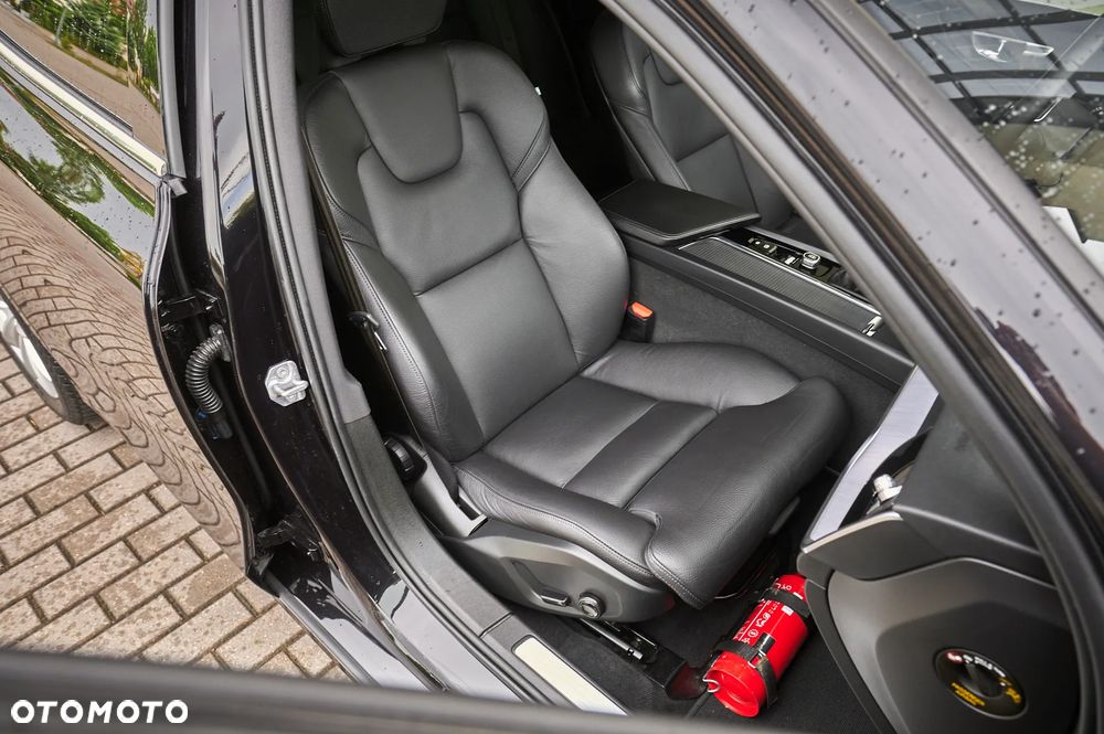 Volvo V60 D3 Momentum Pro - 29