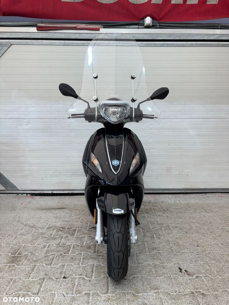 Piaggio FLY - 29
