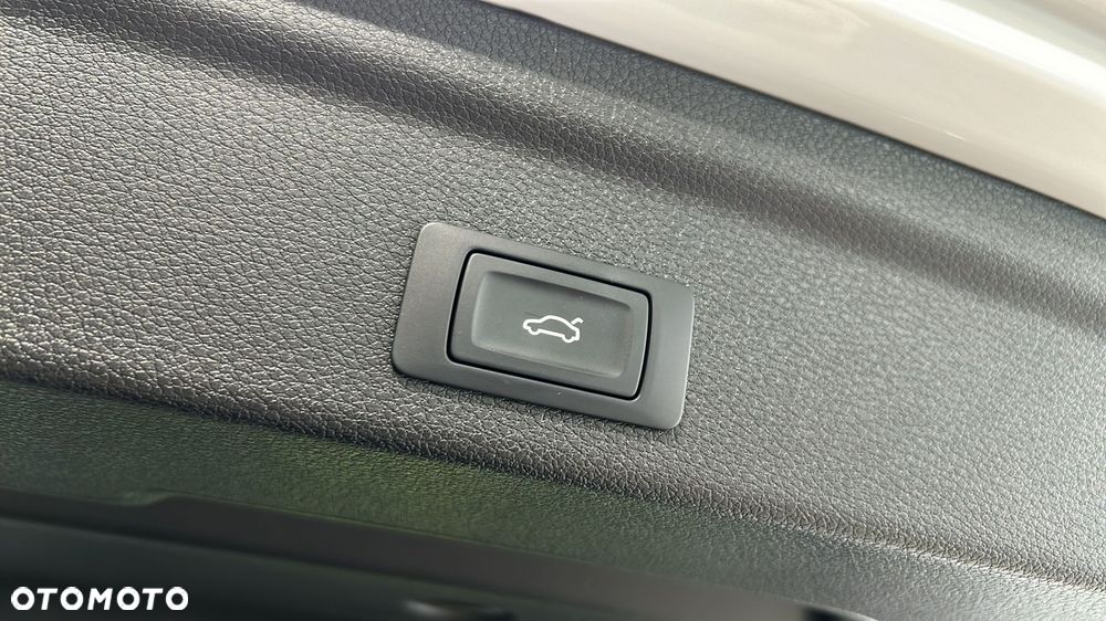 Audi Q3 35 TFSI mHEV S-Line S tronic - 20