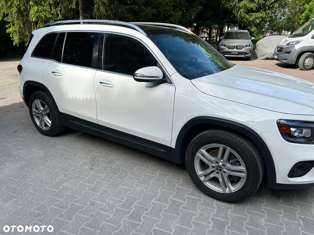 Mercedes-Benz GLB 250 4Matic 8G-DCT Progressive - 5