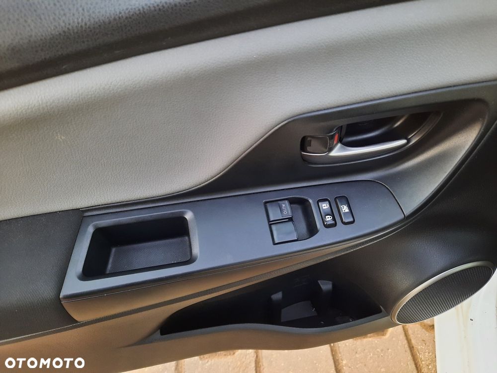 Toyota Yaris 1.33 VVT-i Trend - 15