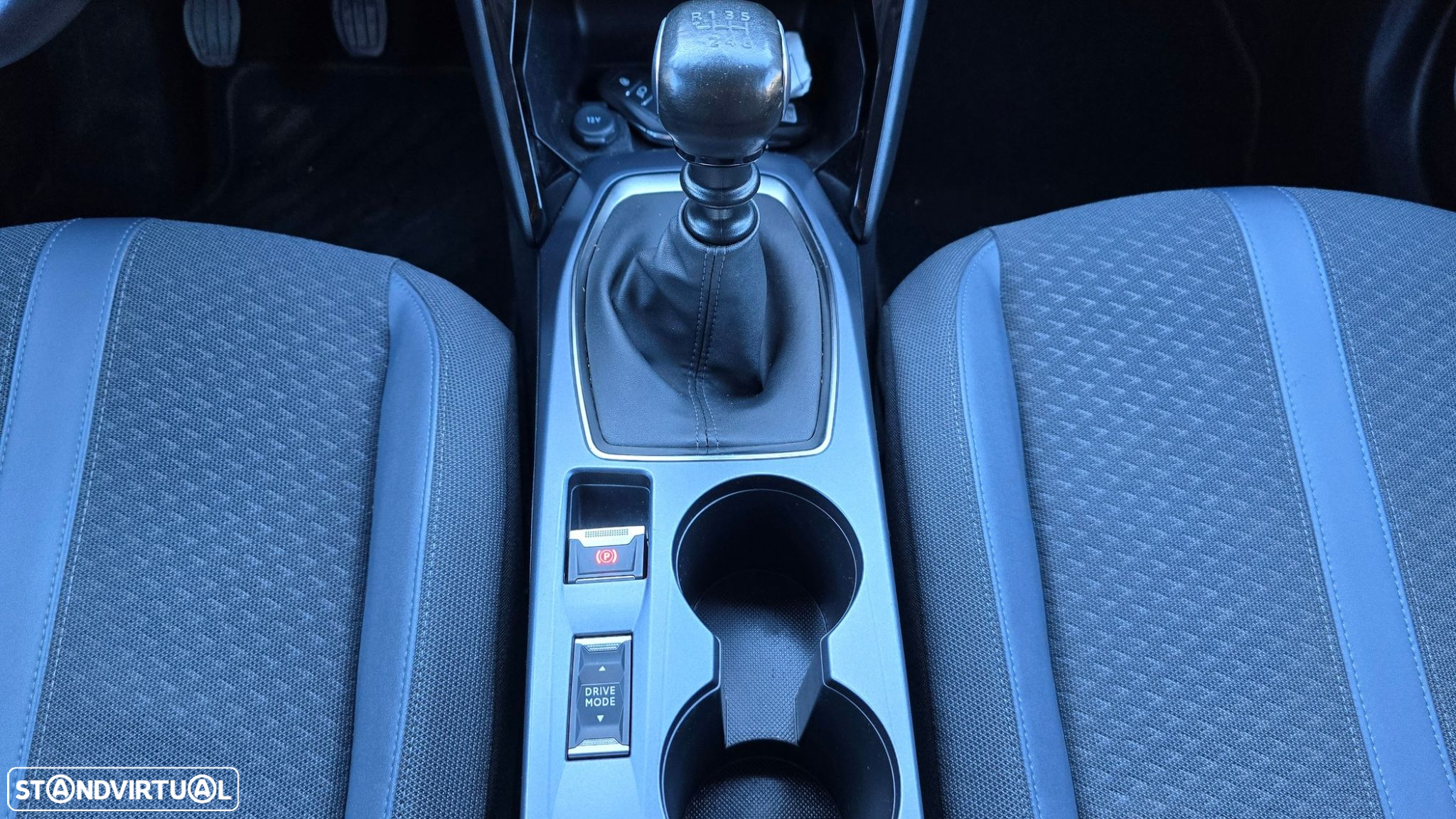 Peugeot 2008 - 42