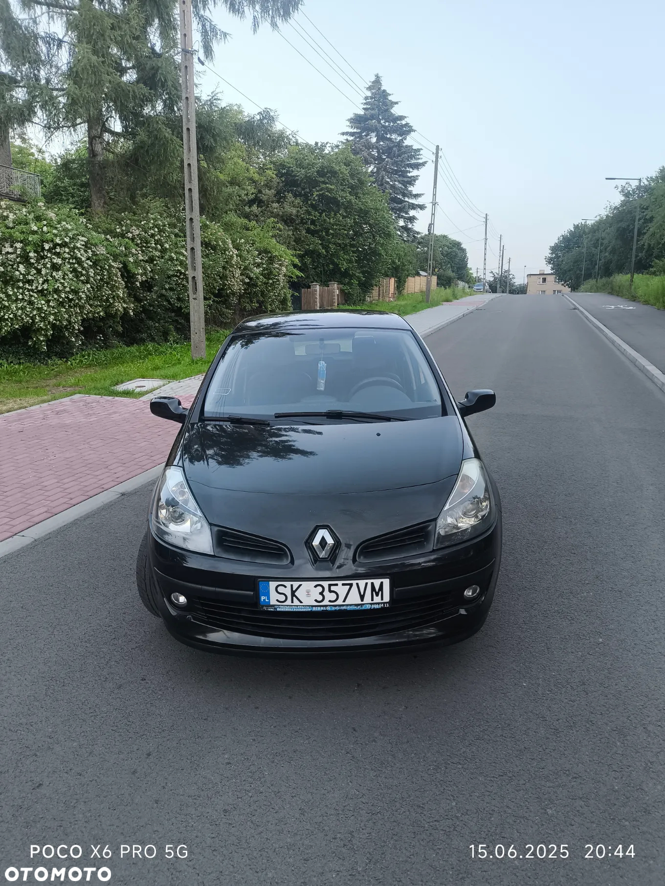 Renault Clio 1.2 16V 75 Expression - 2