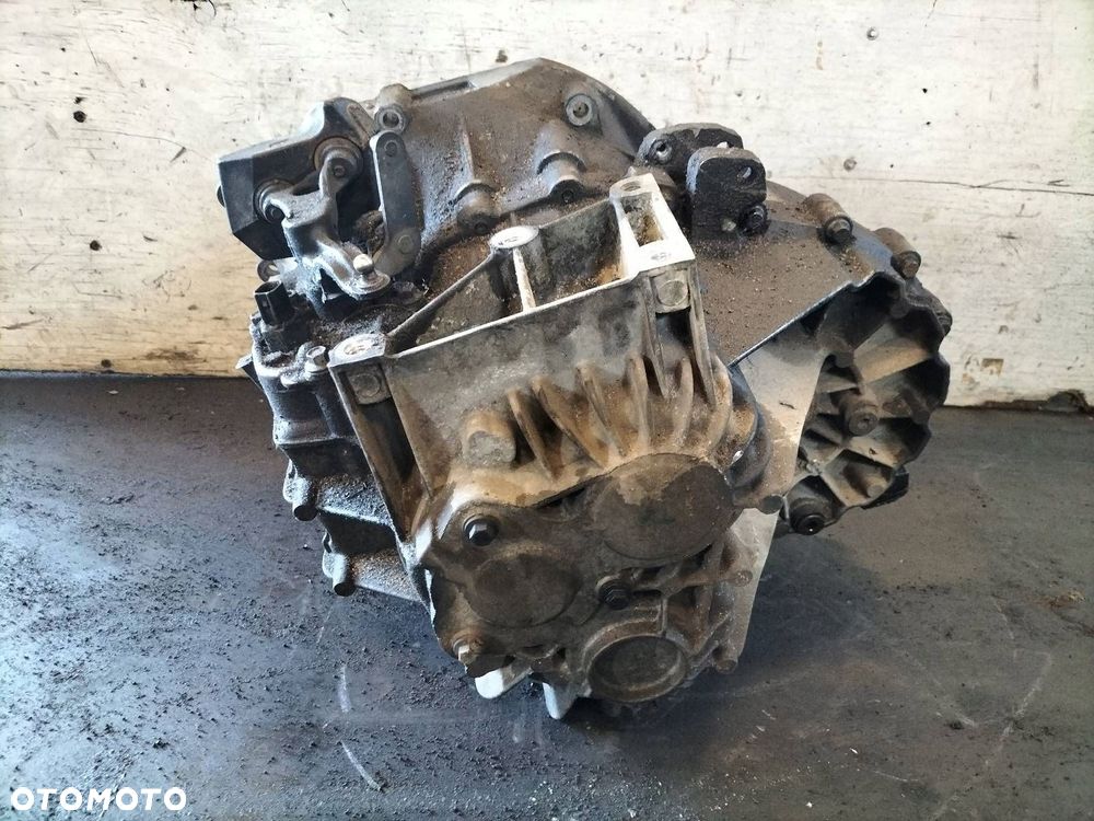 SKRZYNIA BIEGÓW VOLVO V50 I S40 II 2.0 D 4M5R-7002-CE - 5
