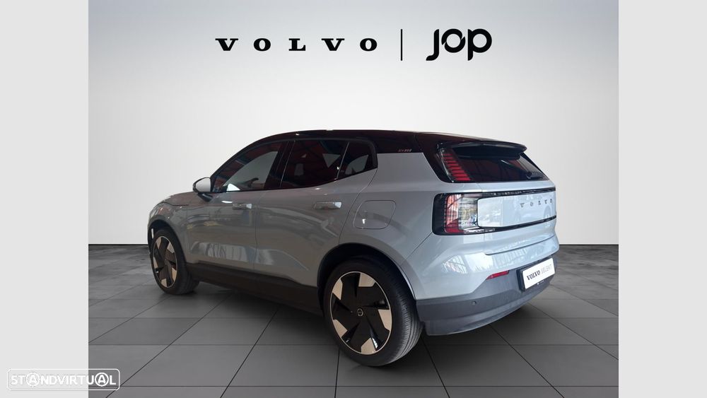 Volvo EX30 69 kWh Single Motor Extended Range Plus - 4