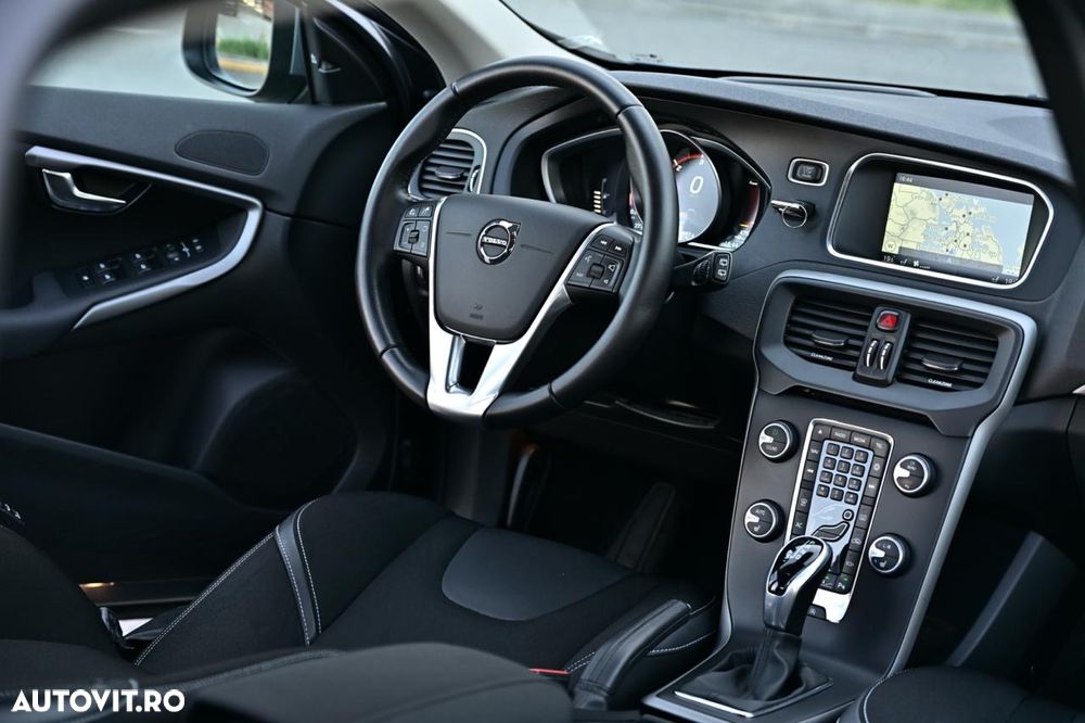 Volvo V40 D3 Geartronic - 3