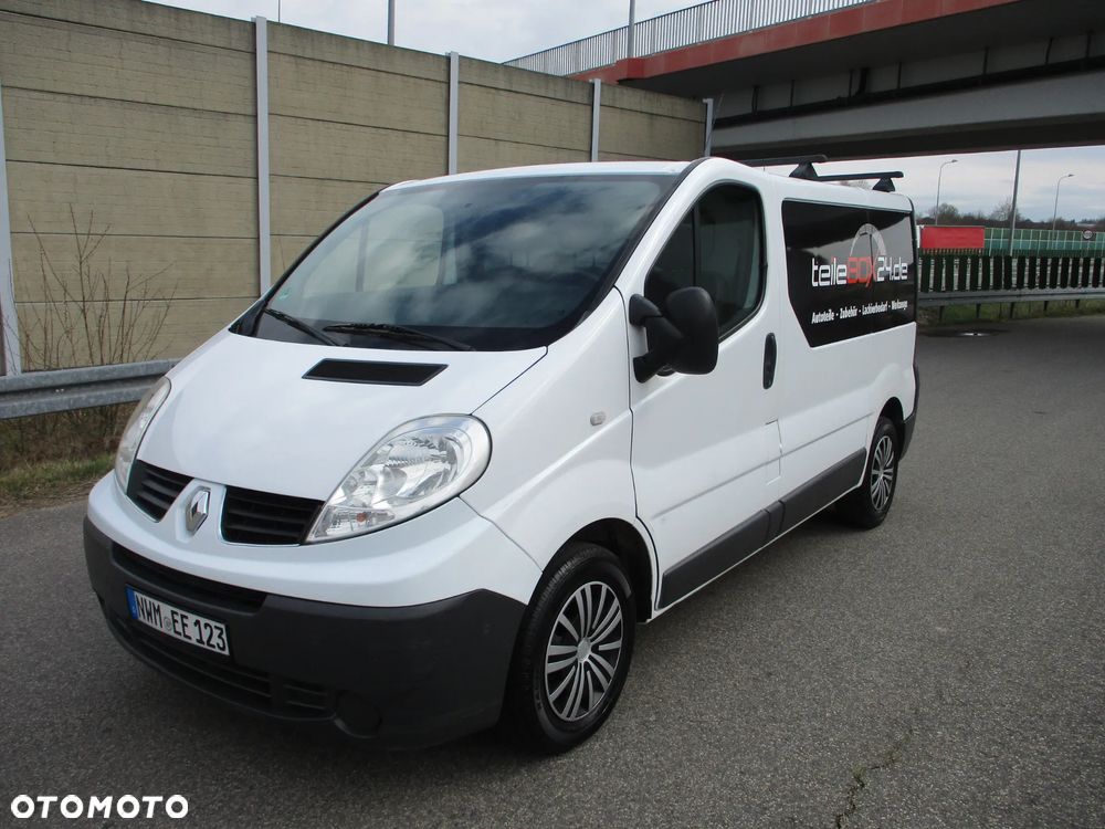 Renault TRAFIC - 1