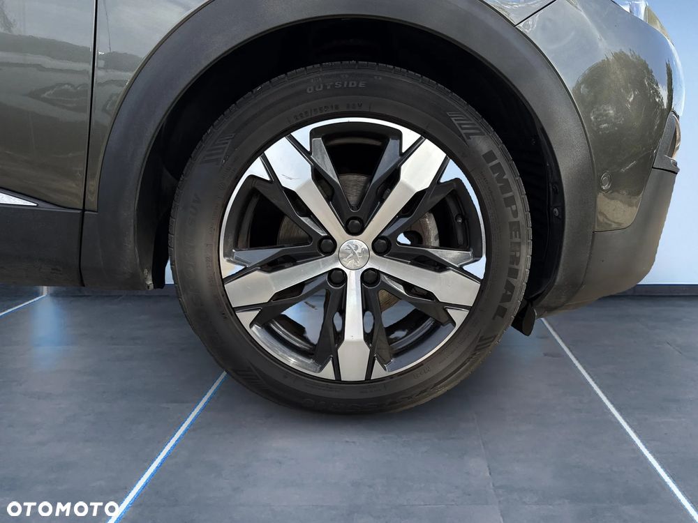 Peugeot 3008 1.5 BlueHDi Allure S&S - 19