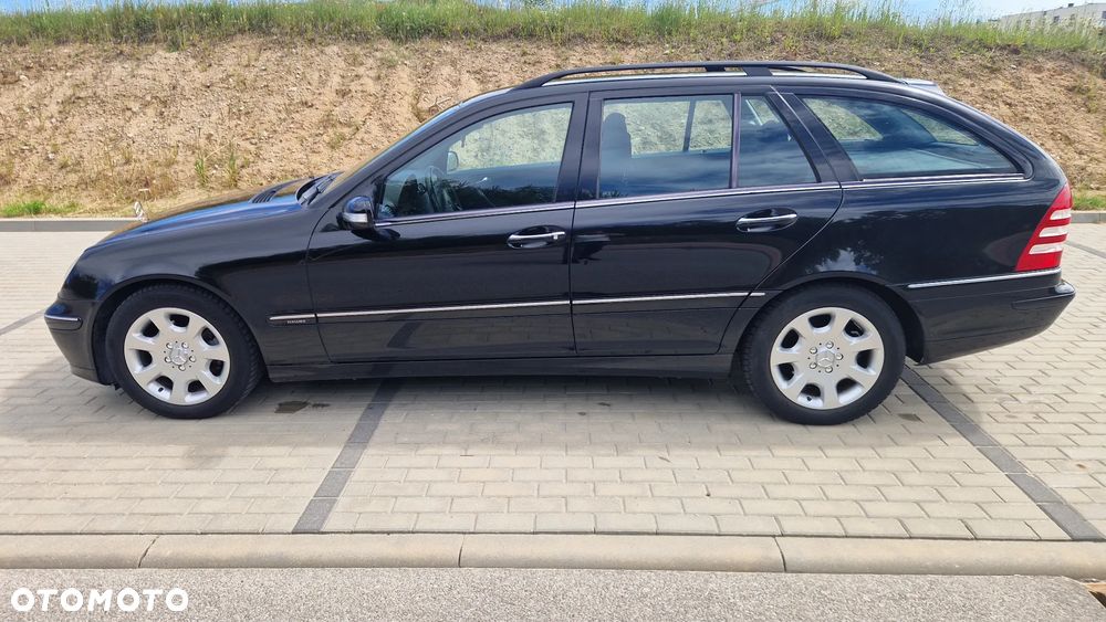 Mercedes-Benz Klasa C 220 CDI Automatik Elegance DPF - 19