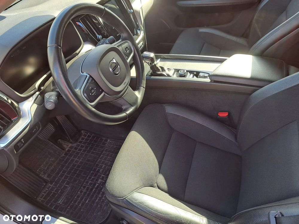 Volvo V60 D4 Geartronic Momentum Pro - 20