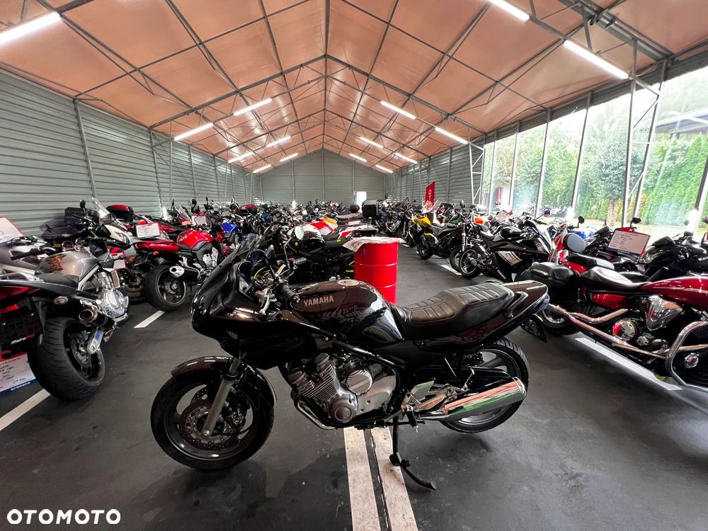 Yamaha XJ - 11