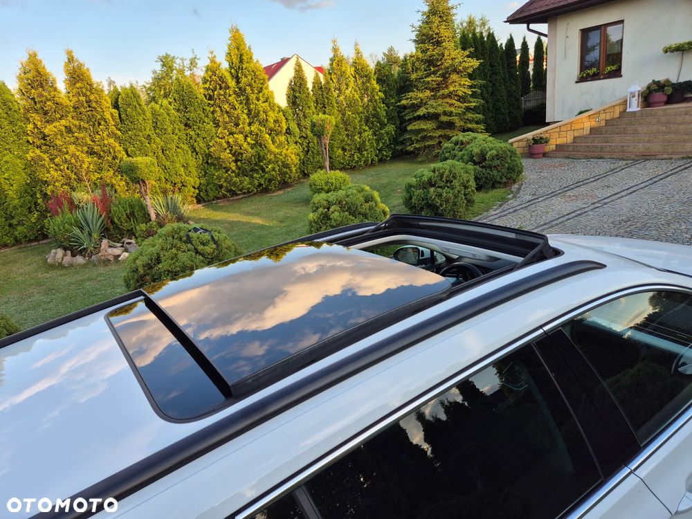 Volkswagen Passat - 16