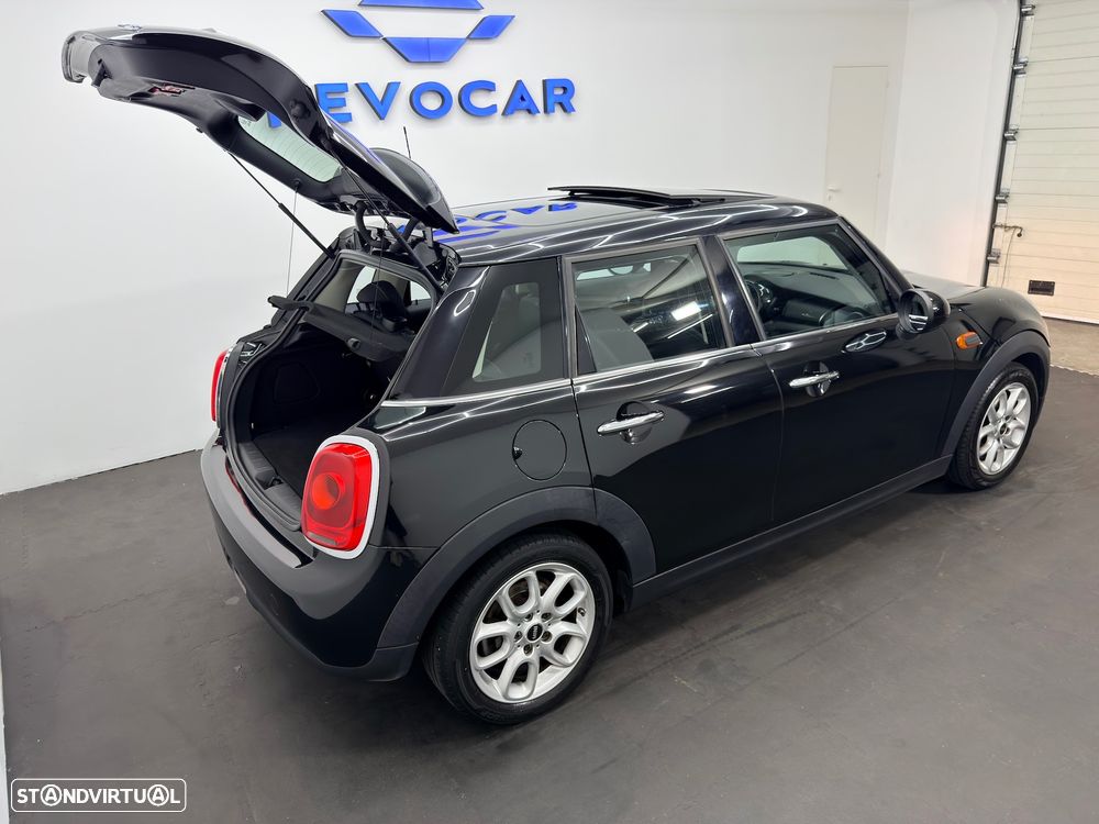 MINI 5 Portas Cooper D - 30